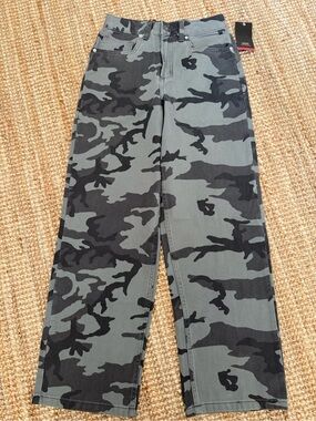 Vans Women's Camo Straight-Leg Jeans – Gray and Black